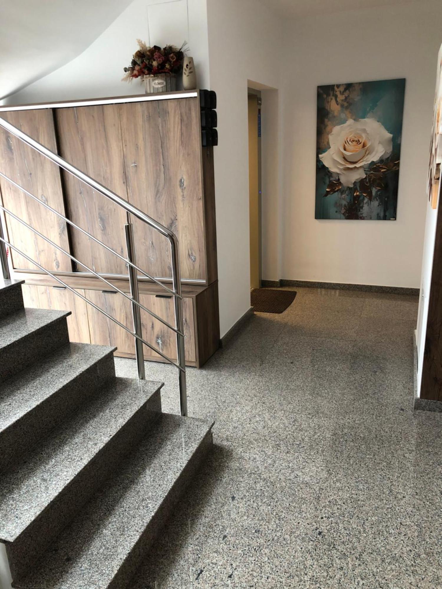Zresidence Curtea de Argeş Esterno foto